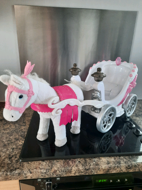 baby born horse and carriage